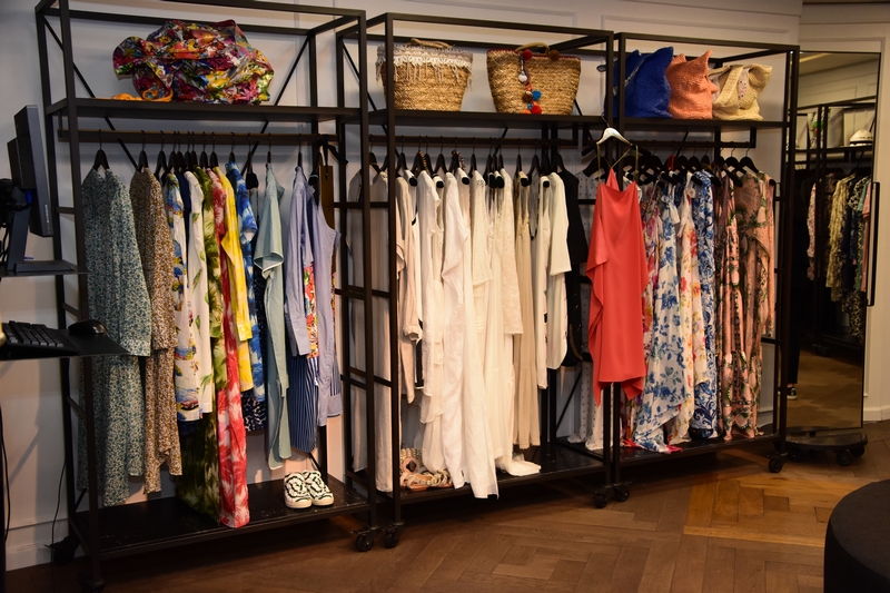 An Evening Around Dresses